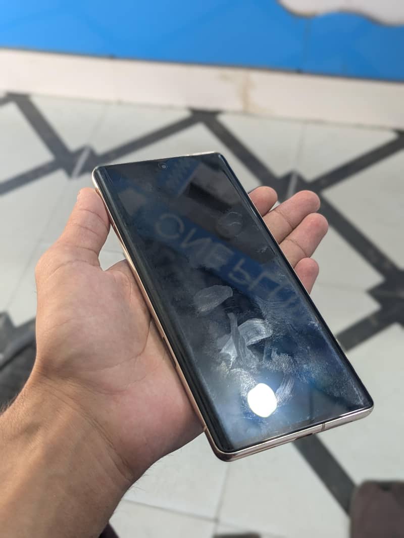Google Pixel 7 Pro 2