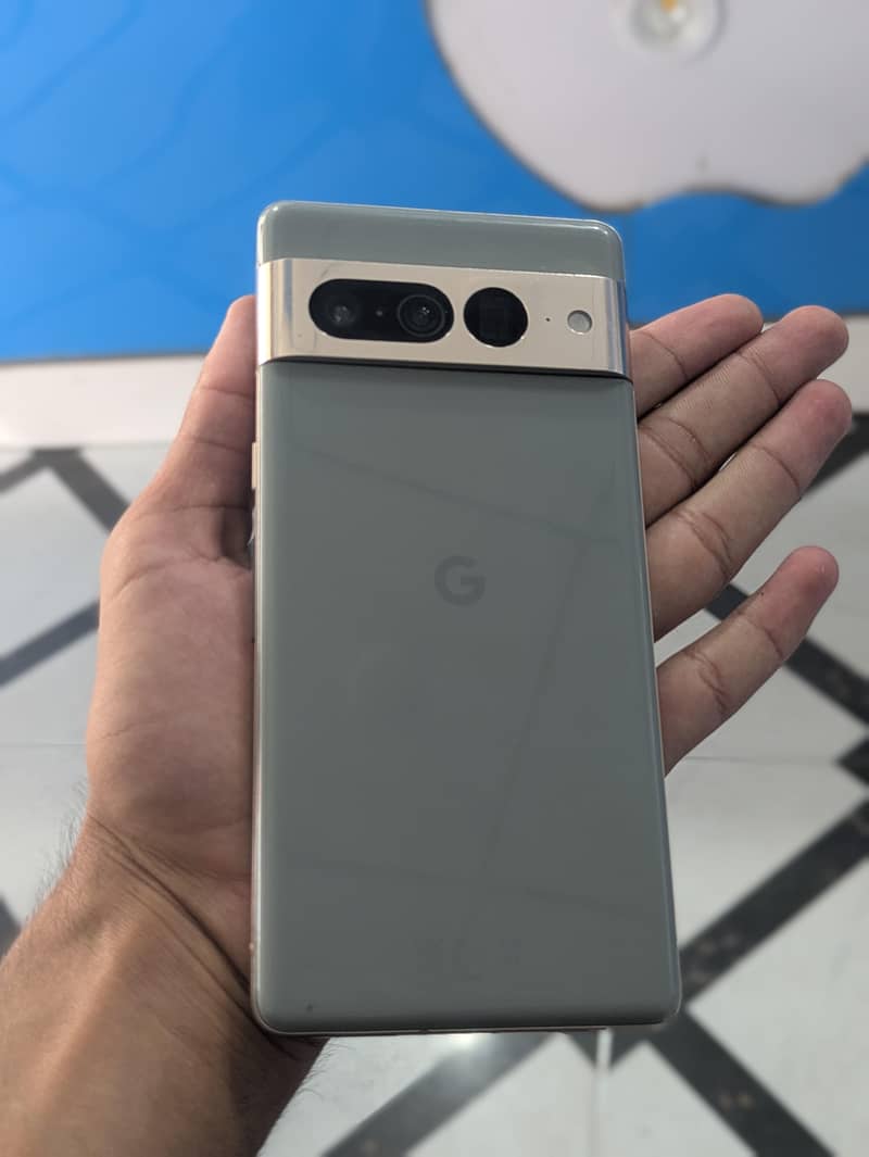 Google Pixel 7 Pro 4