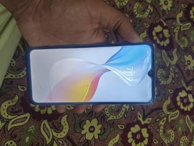 Vivo Y21 4 64gb storage with box available