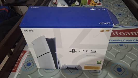 PS 5 slightly Used 1TB