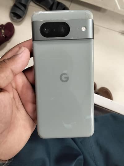 Google Pixel 8