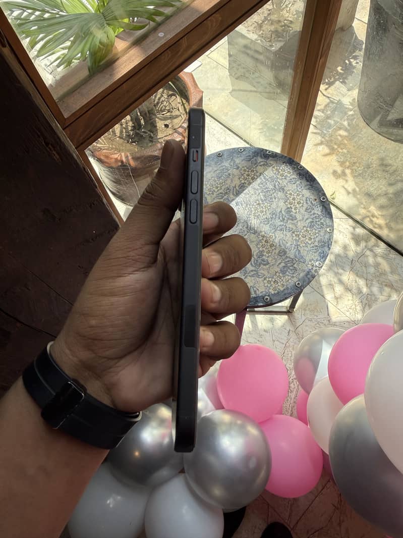 Apple iPhone 15 plus 7