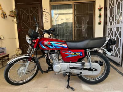 Honda 125 almost new