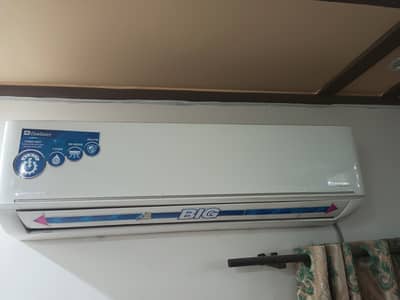 2 piece Dawlance Elegance+ Inverter AC – 1.5 Ton (Like New)