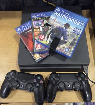 Play station 4 slim 1TB