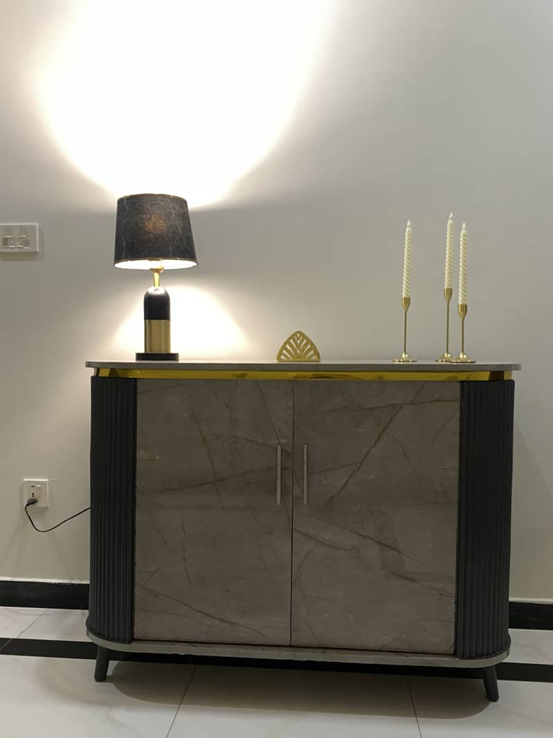 console table 1