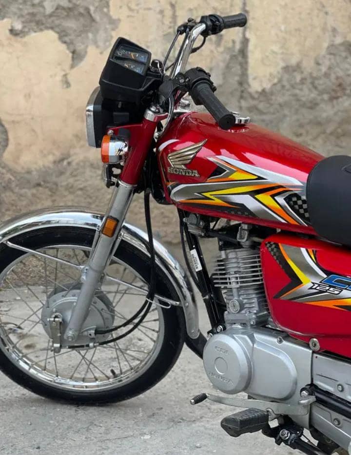 contect : 03181167586 8