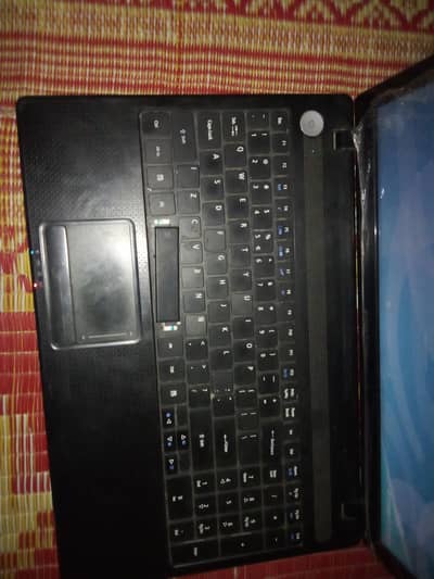 e machine laptop used condition 10/7
