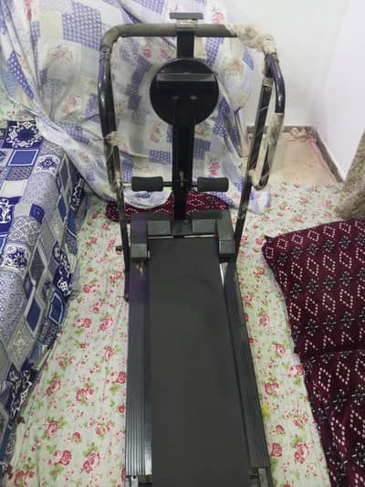 Manual Treadmill with Twister & Push-Up Bar – Excellent Condition