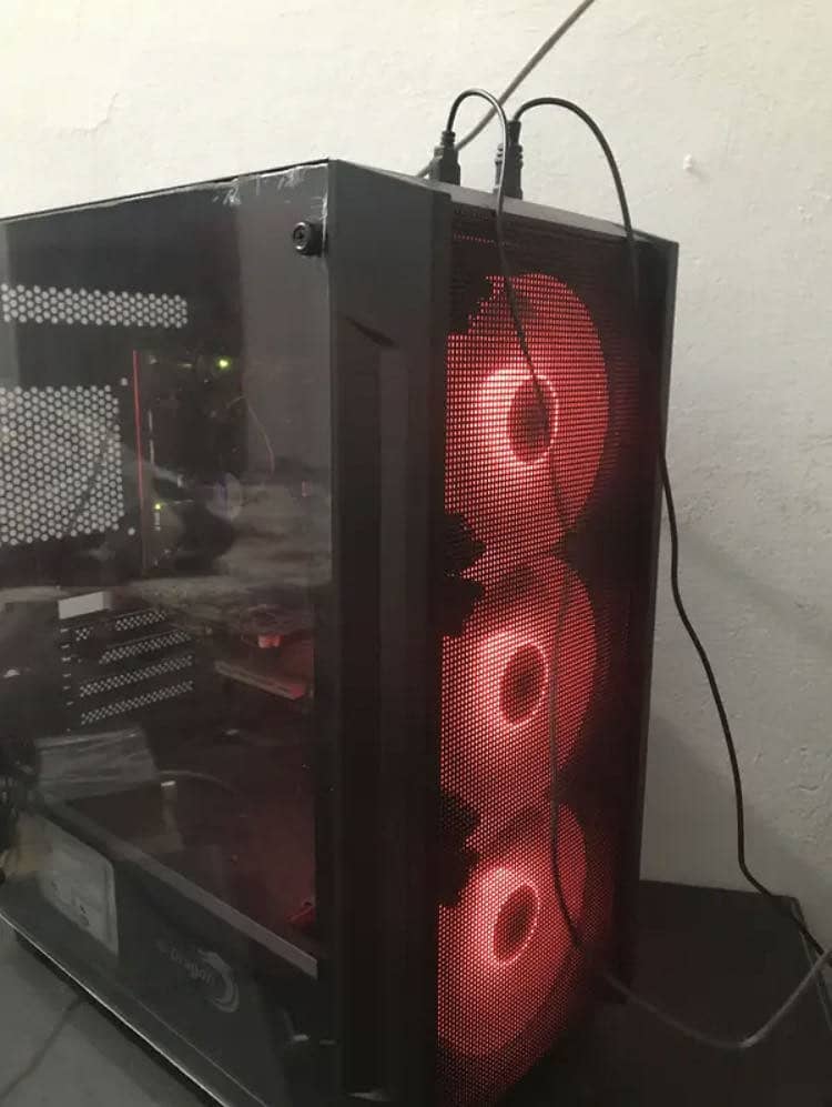 FULL GAMING SETUP LCD/mouse/keyboard 3