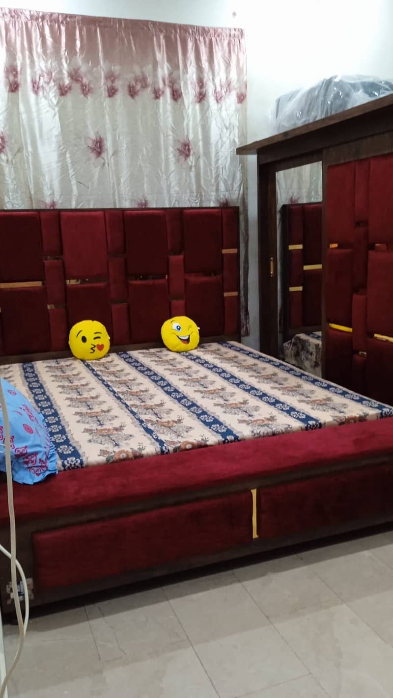 Bed+ Saif+ deviser+ dressing table 2