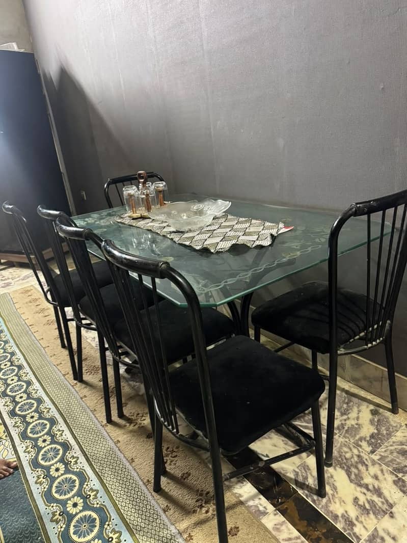 Dining table 4