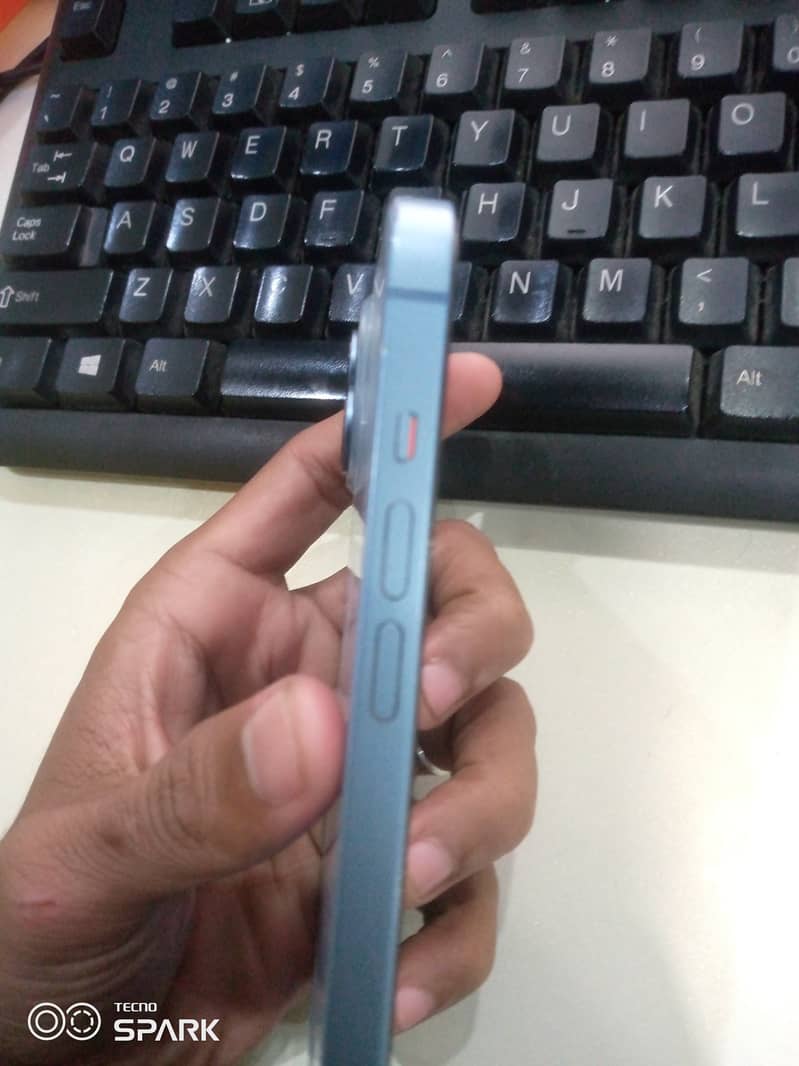 Apple iPhone 14 6