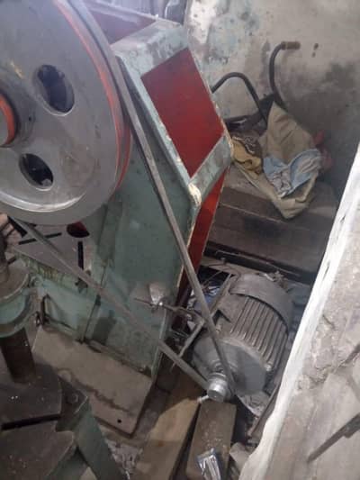 5 TON Flywheel Press Brand New Condition.