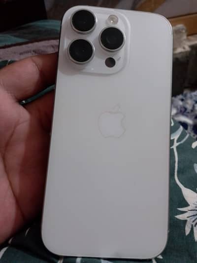 Apple iPhone 16 Pro Jv
