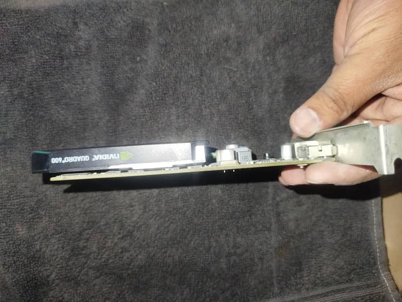 Nvidia quadro 600 3