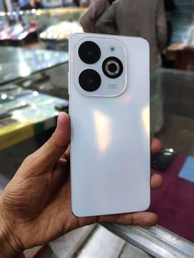 Infinix Smart 8 Pro