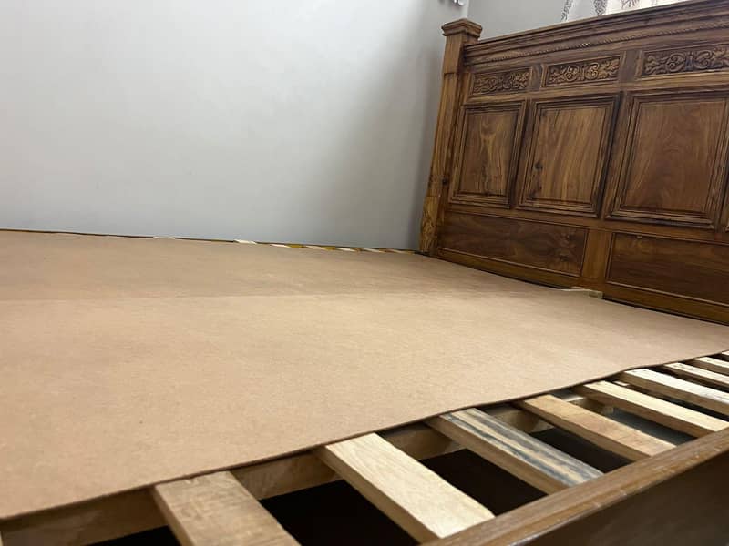 mutual wooden bed 2
