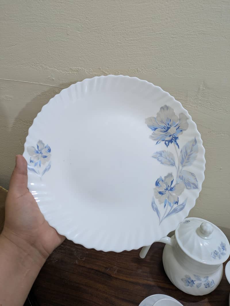 Dinner set 0