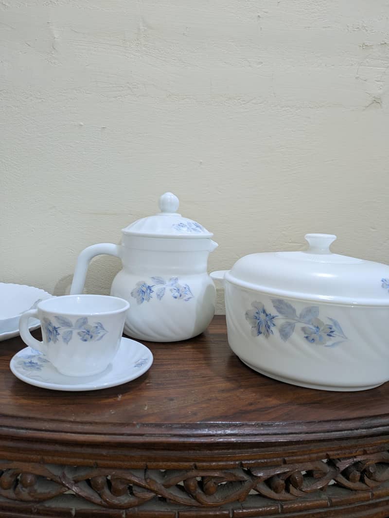 Dinner set 5