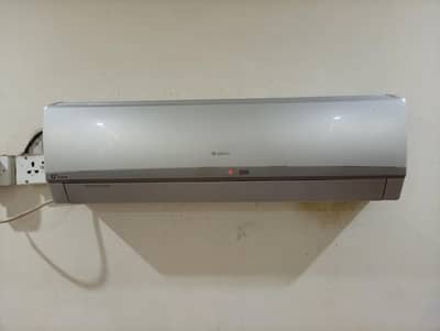 Gree 1.5 ton inverter split ac