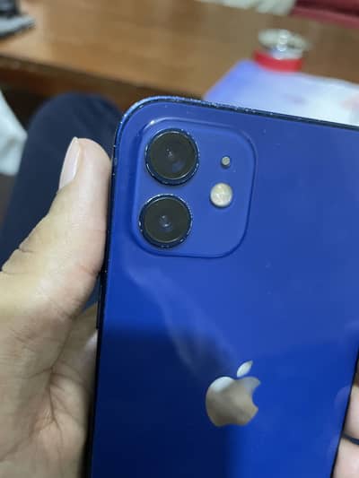 Apple iPhone 12