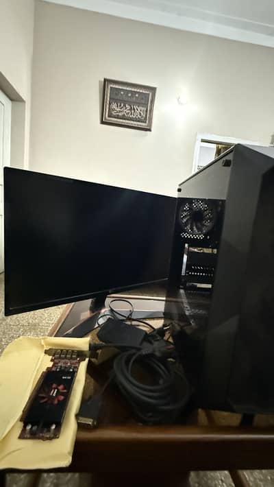 Gaming pc with gaming monitor