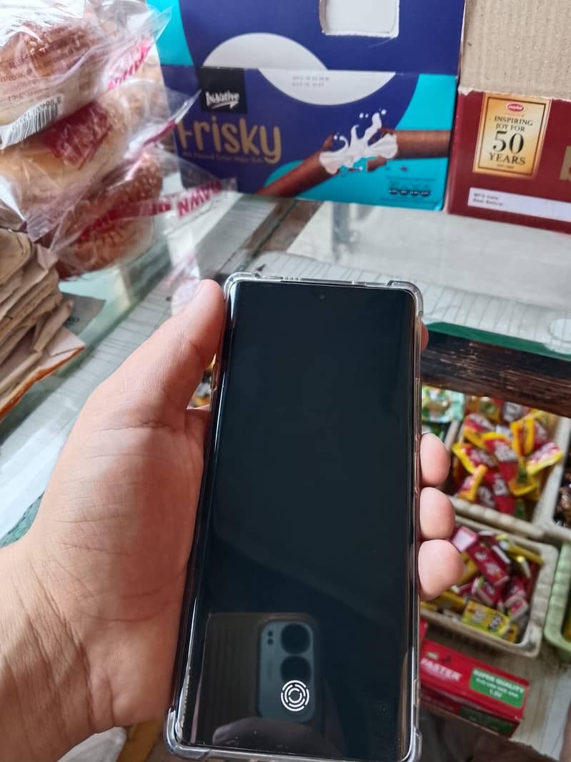 Tecno CAMON 40 Pro 5
