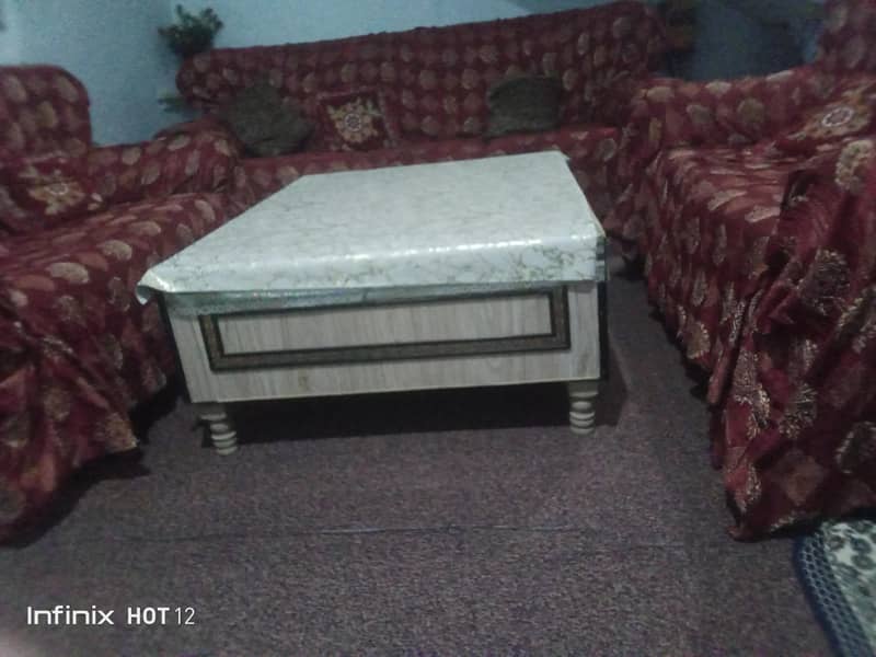 Sofa our table 4