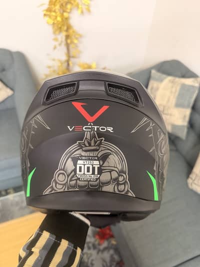 Vector helmat original