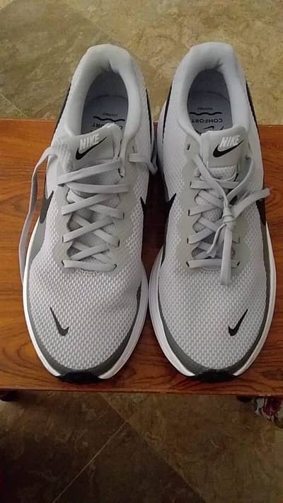 Nike shoes sports shoes