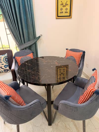 4 person dinning table set