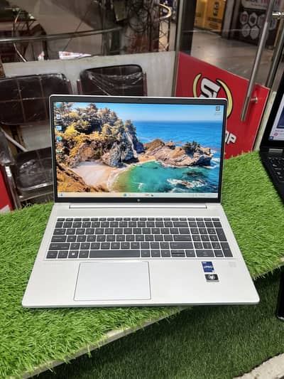 Hp Elitebook G9 C i5-12th Gen RAM 16GB SSD 256GB Metal Body