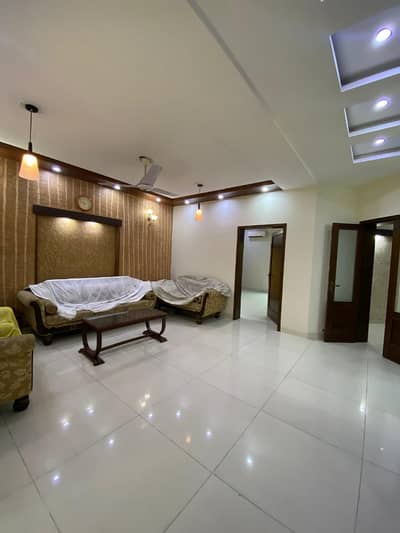10 Marla House Available For Sale In Bahria Town Lahore.