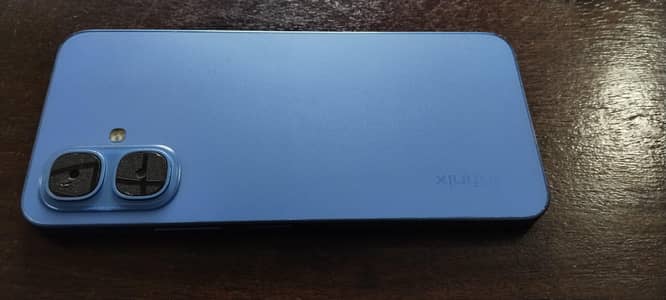 Infinix Smart 10 4/64 gb
