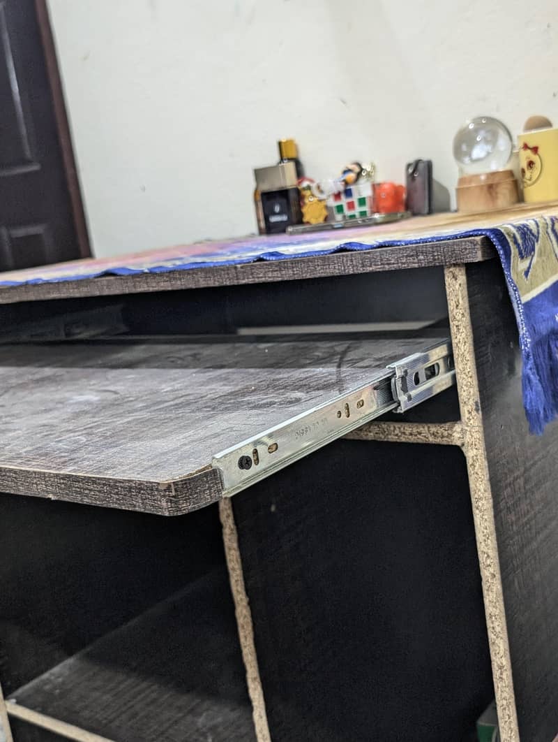 simple table 1