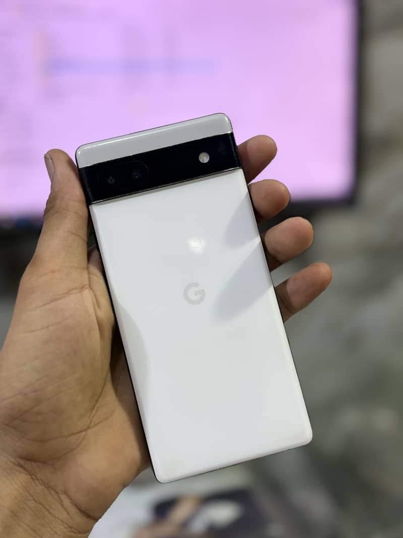 Google Pixel 6a 1