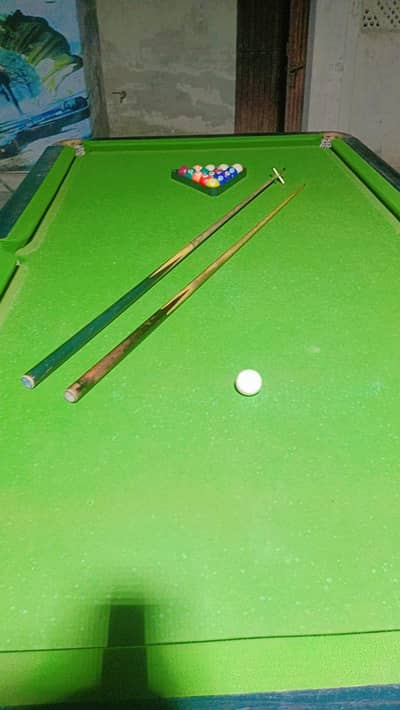 Full Size Billiards/Pool Table – Solid Condition