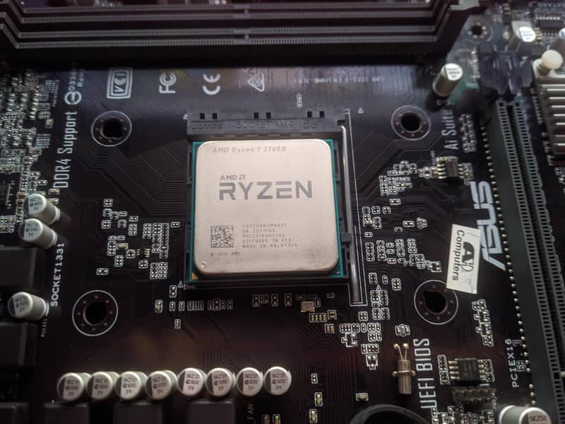 AMD Ryzen 7 2700X Processor "CPU" AM4 SOCKET 0