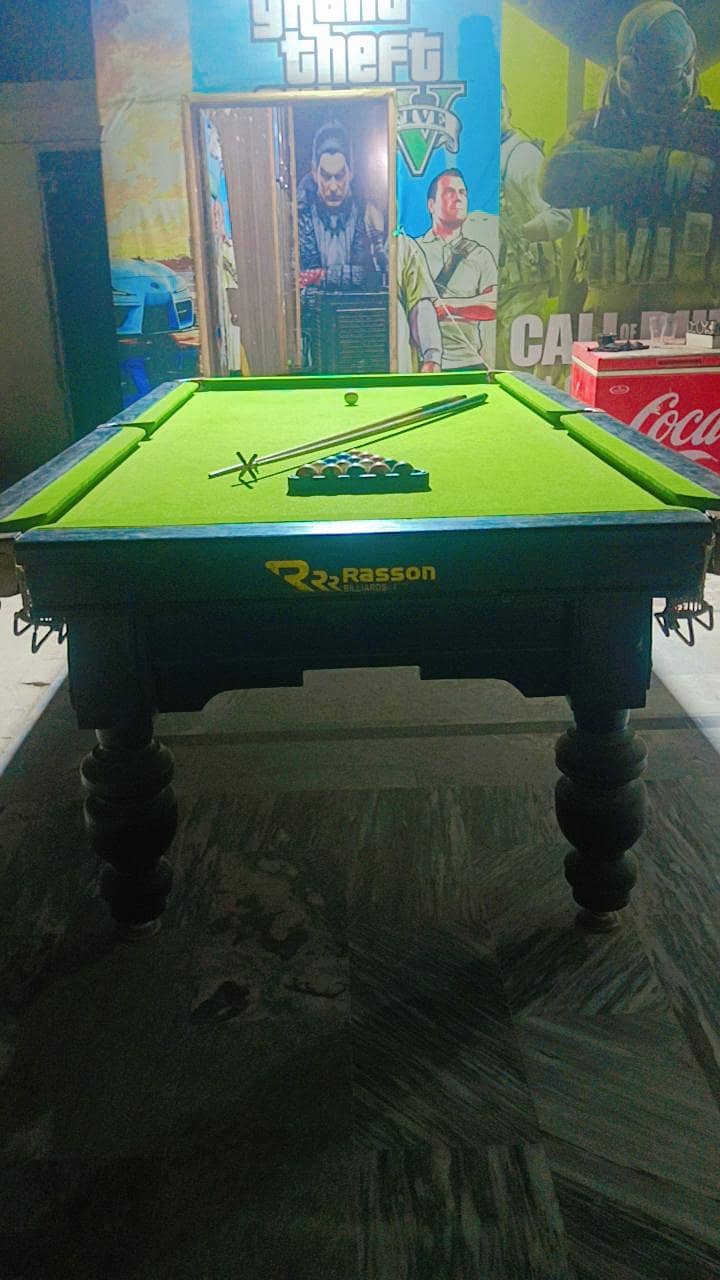 Full Size Billiards/Pool Table – Solid Condition 1