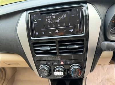 Toyota Yaris Gli orignal Headunit unused