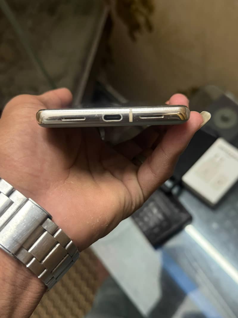 Google Pixel 7 Pro 4
