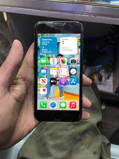Apple iPhone 7