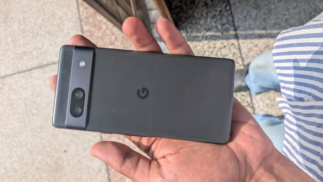 Google Pixel 7a 2