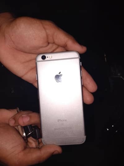 Apple iPhone 6S