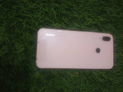 Huawei P20 Lite or nova 3 e