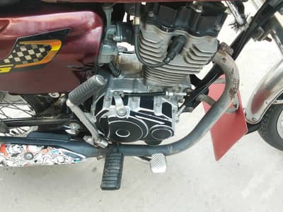 urgent sale best condition  Honda CG 125 (2015 model)