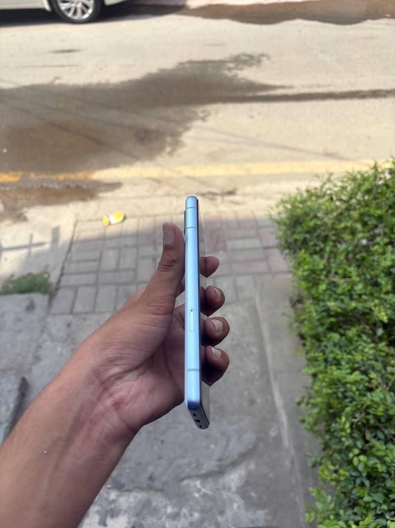 Google Pixel 7a 3