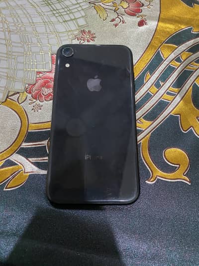 Apple iPhone XR
