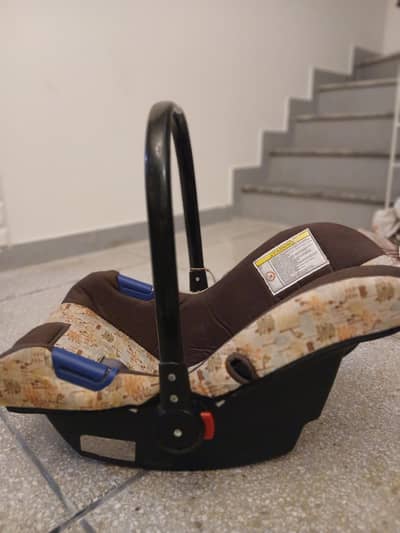 baby cot